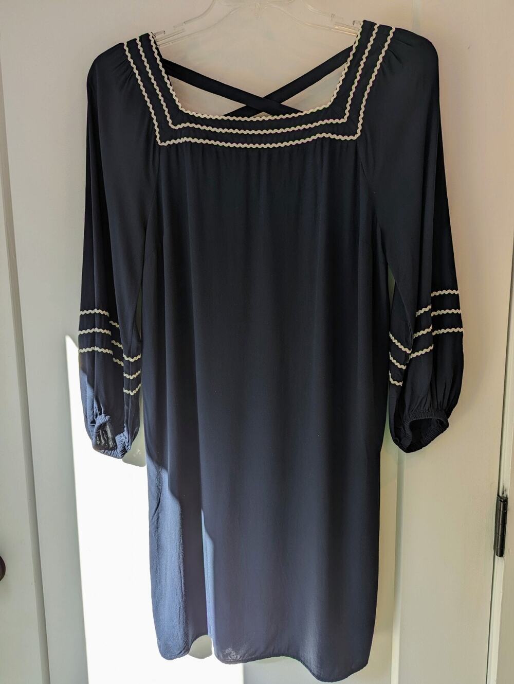 Loft Women's Size Med Short Dress Navy w white Rick Rack Beachy Nautical Preppy